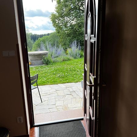 Penzion Zrzka Korenov Luaran gambar