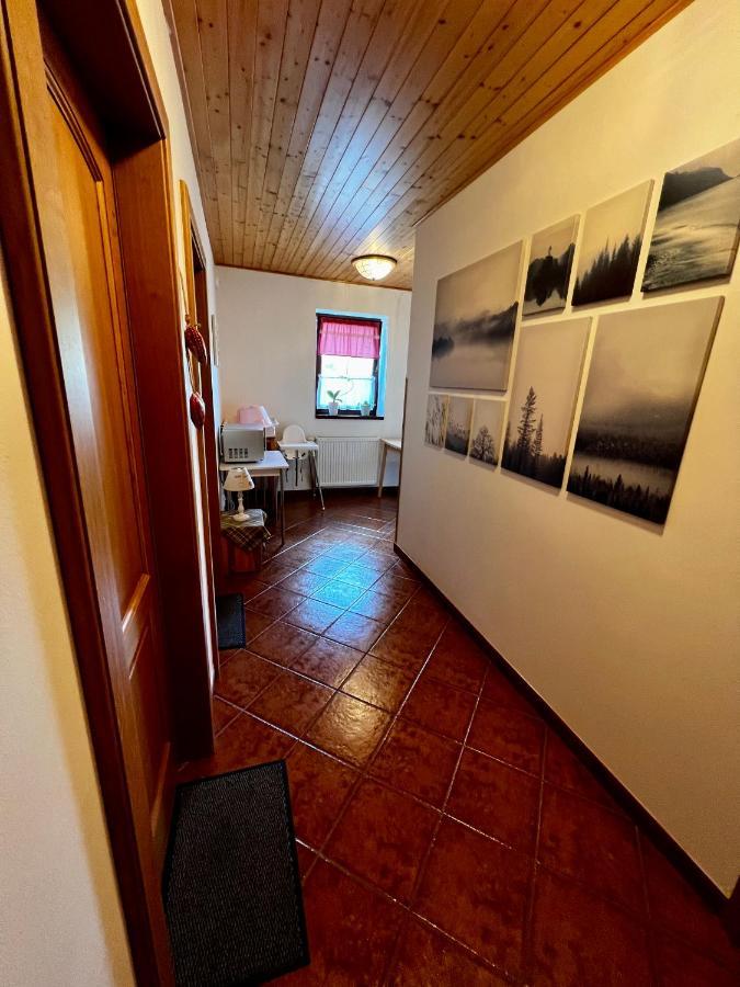 Penzion Zrzka Korenov Luaran gambar